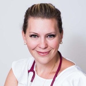 Dr Lynda Zerkowski-300